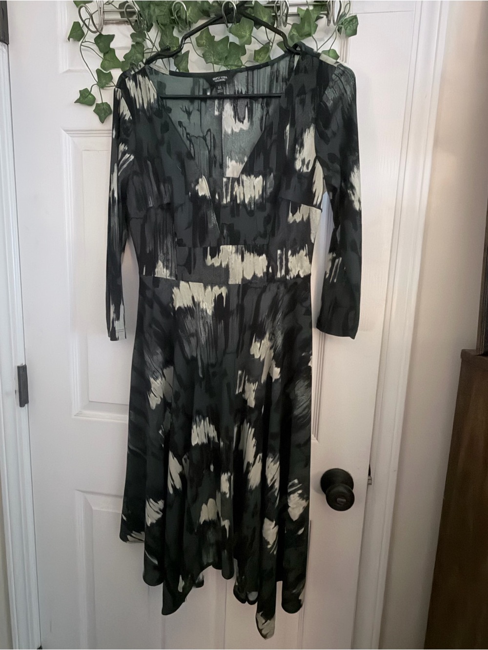 Vera Wang Green Dress